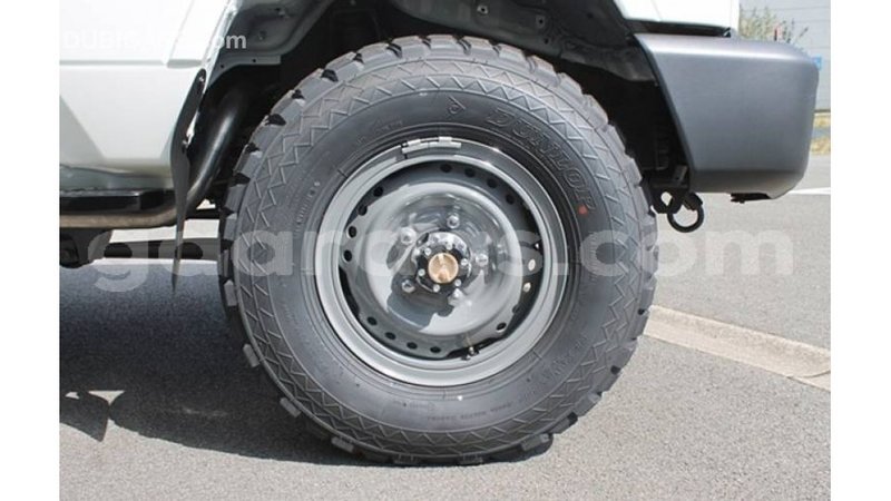 Big with watermark toyota land cruiser dakar import dubai 4655