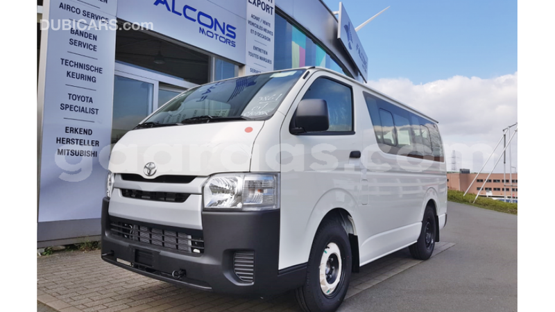 Big with watermark toyota hiace dakar import dubai 4673