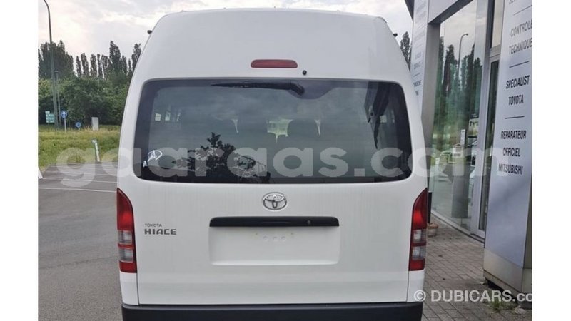 Big with watermark toyota hiace dakar import dubai 4676