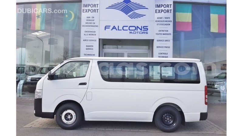 Big with watermark toyota hiace dakar import dubai 4698