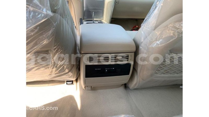 Big with watermark toyota land cruiser dakar import dubai 4703