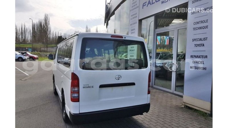 Big with watermark toyota hiace dakar import dubai 4705