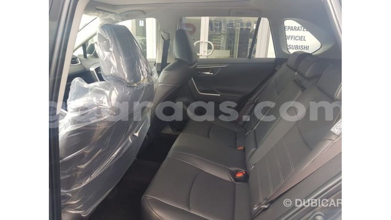 Big with watermark toyota 4runner dakar import dubai 4706