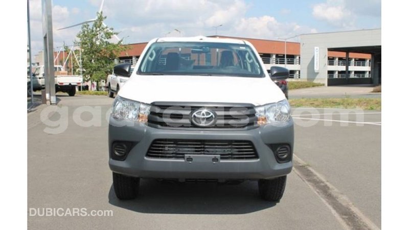 Big with watermark toyota hilux dakar import dubai 4710