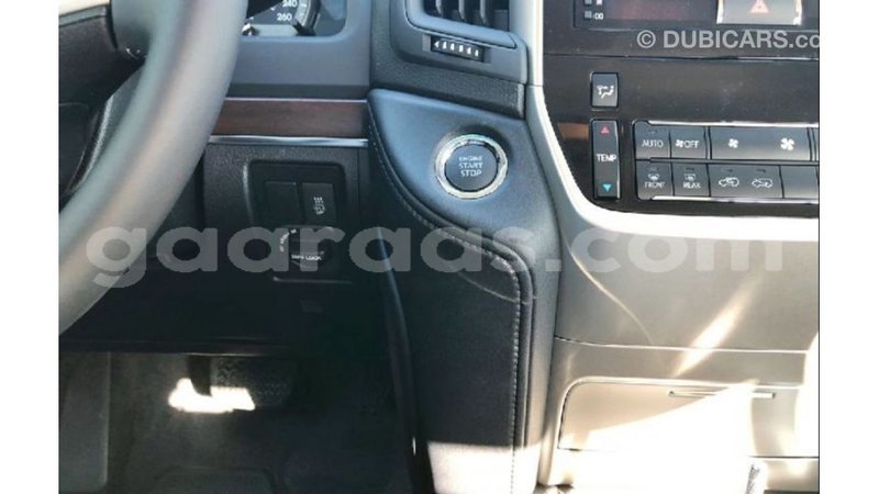 Big with watermark toyota land cruiser dakar import dubai 4713