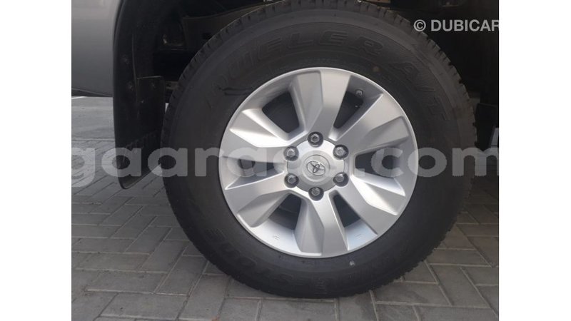 Big with watermark toyota hilux dakar import dubai 4714