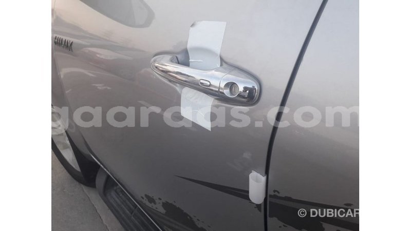 Big with watermark toyota hilux dakar import dubai 4714