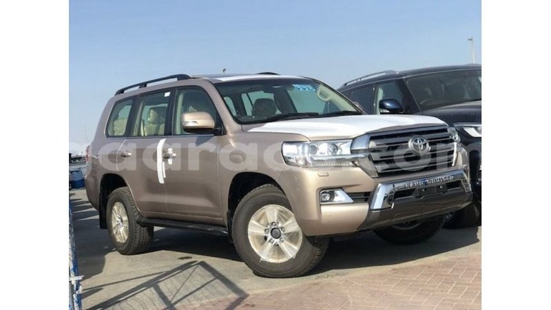 Big with watermark toyota land cruiser dakar import dubai 4726