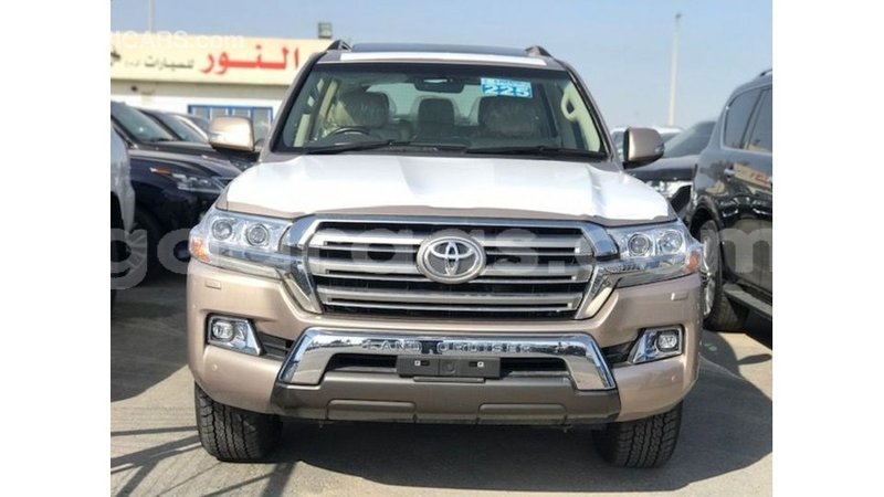 Big with watermark toyota land cruiser dakar import dubai 4726