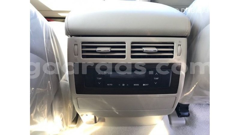 Big with watermark toyota land cruiser dakar import dubai 4726