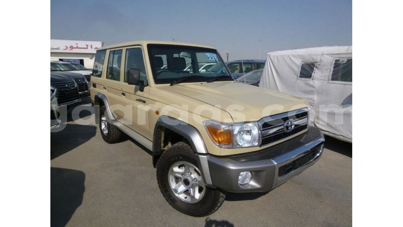 Big with watermark toyota land cruiser dakar import dubai 4736