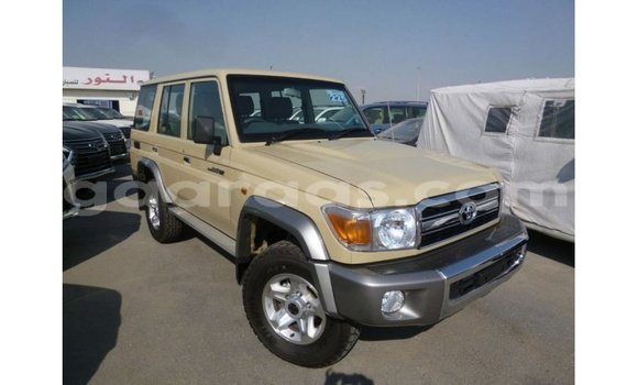 Acheter Import Voiture Toyota Land Cruiser Beige à Import - Dubai, Dakar Acheter Import Voiture Toyota Land Cruiser Beige à Import - Dubai, Dakar