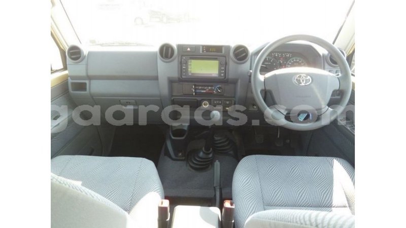 Big with watermark toyota land cruiser dakar import dubai 4736