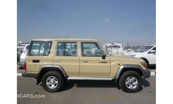 Acheter Import Voiture Toyota Land Cruiser Beige à Import - Dubai, Dakar Acheter Import Voiture Toyota Land Cruiser Beige à Import - Dubai, Dakar