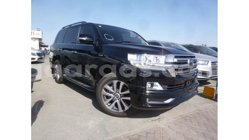 Big with watermark toyota land cruiser dakar import dubai 4748