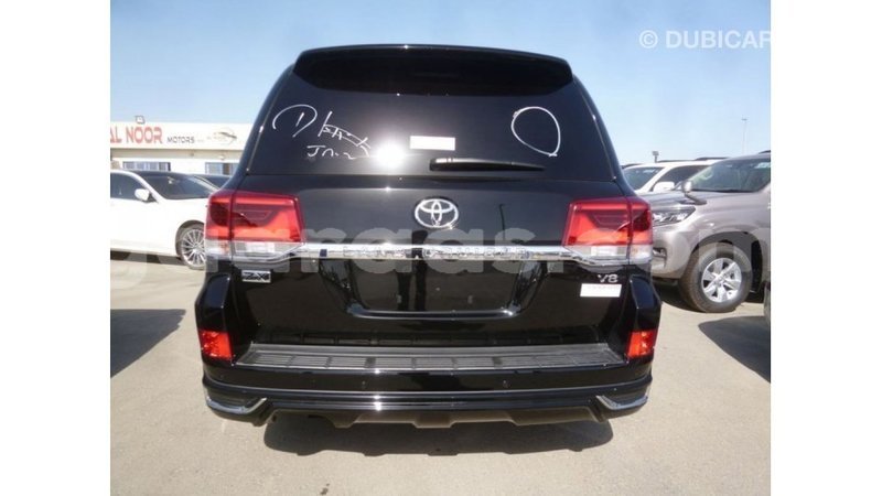 Big with watermark toyota land cruiser dakar import dubai 4748