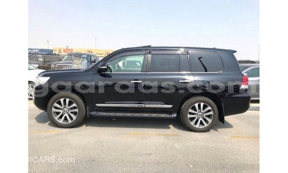 Dieundeu Imported Toyota Land Cruiser Black Auto in Import - Dubai in Dakar Dieundeu Imported Toyota Land Cruiser Black Auto in Import - Dubai in Dakar