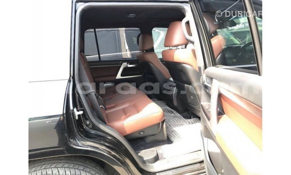 Dieundeu Imported Toyota Land Cruiser Black Auto in Import - Dubai in Dakar Dieundeu Imported Toyota Land Cruiser Black Auto in Import - Dubai in Dakar