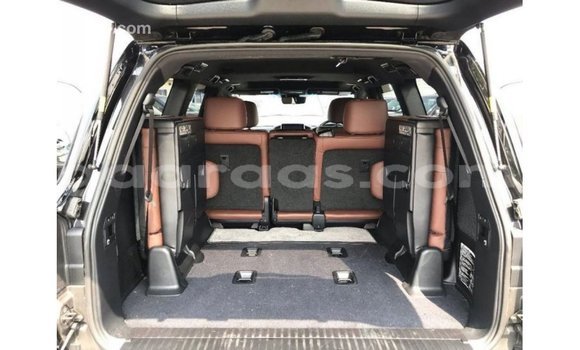 Dieundeu Imported Toyota Land Cruiser Black Auto in Import - Dubai in Dakar Dieundeu Imported Toyota Land Cruiser Black Auto in Import - Dubai in Dakar