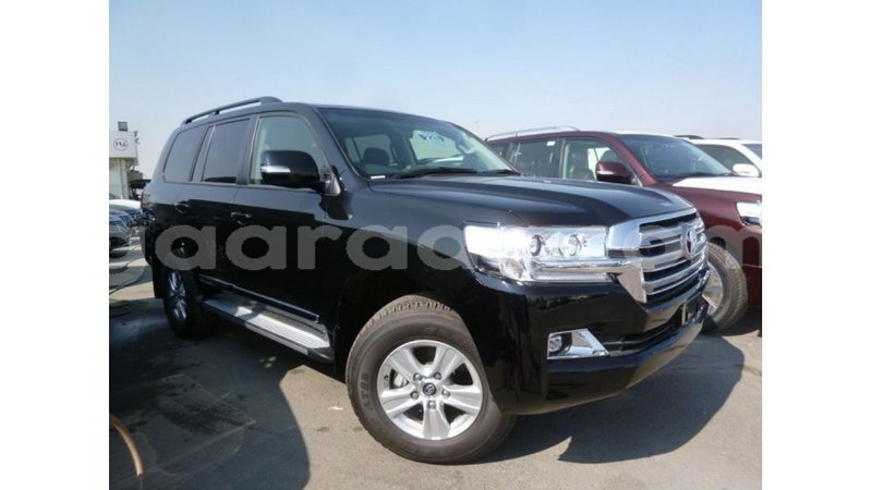 Big with watermark toyota land cruiser dakar import dubai 4762