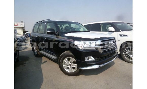 Acheter Import Voiture Toyota Land Cruiser Noir à Import - Dubai, Dakar Acheter Import Voiture Toyota Land Cruiser Noir à Import - Dubai, Dakar