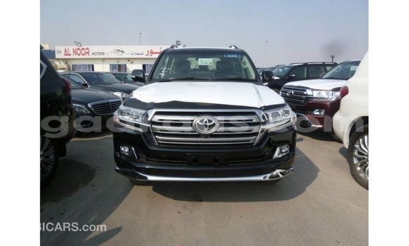 Acheter Import Voiture Toyota Land Cruiser Noir à Import - Dubai, Dakar Acheter Import Voiture Toyota Land Cruiser Noir à Import - Dubai, Dakar