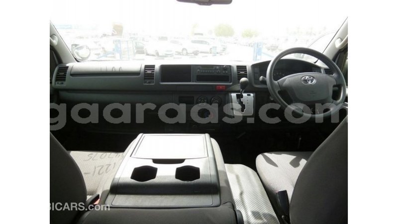 Big with watermark toyota hiace dakar import dubai 4766