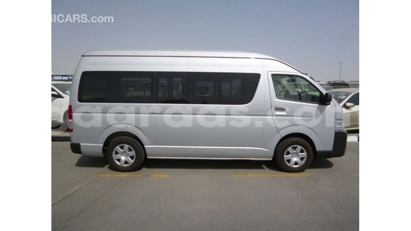 Big with watermark toyota hiace dakar import dubai 4766