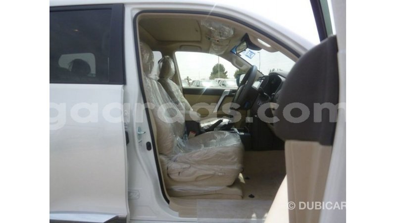 Big with watermark toyota prado dakar import dubai 4770