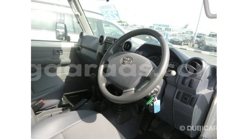 Big with watermark toyota land cruiser dakar import dubai 4772