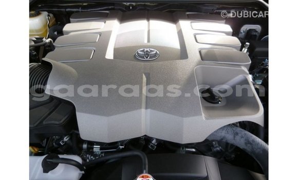 Buy Import Toyota Land Cruiser White Car in Import - Dubai in Dakar Buy Import Toyota Land Cruiser White Car in Import - Dubai in Dakar