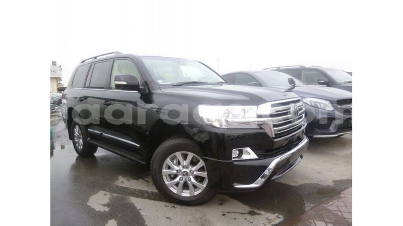 Big with watermark toyota land cruiser dakar import dubai 4776