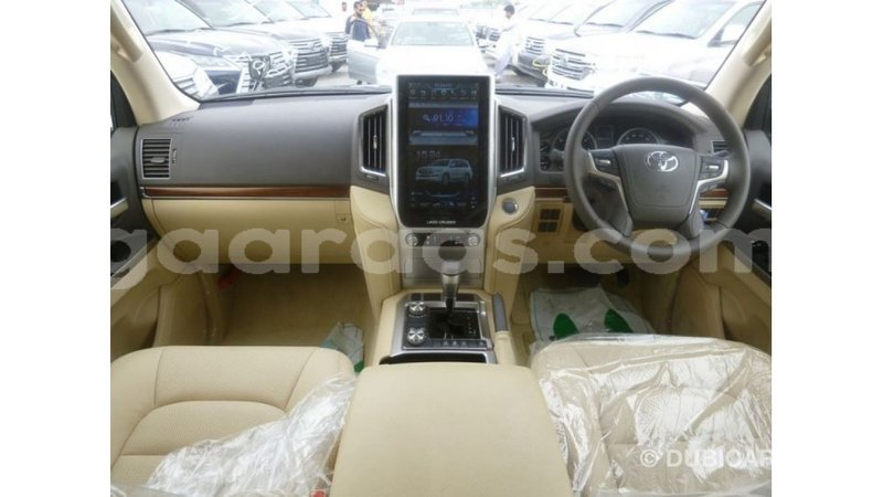 Big with watermark toyota land cruiser dakar import dubai 4776