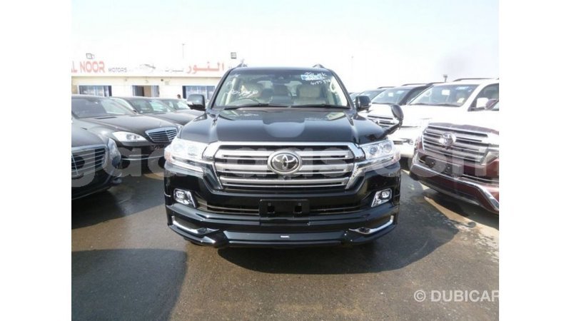 Big with watermark toyota land cruiser dakar import dubai 4777