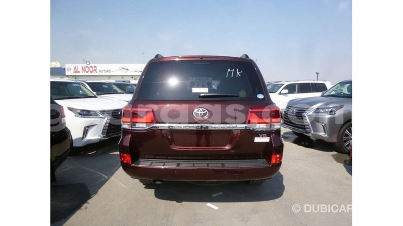 Big with watermark toyota land cruiser dakar import dubai 4779