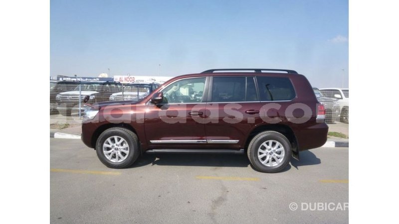 Big with watermark toyota land cruiser dakar import dubai 4779