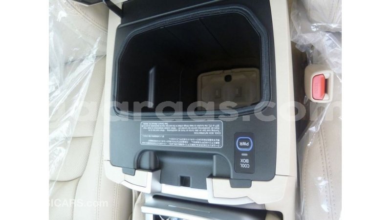 Big with watermark toyota land cruiser dakar import dubai 4784