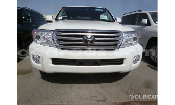 Buy Import Toyota Land Cruiser White Car in Import - Dubai in Dakar Buy Import Toyota Land Cruiser White Car in Import - Dubai in Dakar