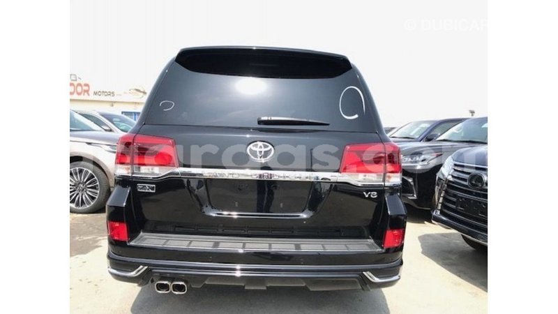 Big with watermark toyota land cruiser dakar import dubai 4797