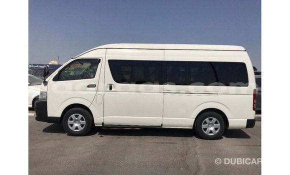 Dieundeu Imported Toyota Hiace White Auto in Import - Dubai in Dakar Dieundeu Imported Toyota Hiace White Auto in Import - Dubai in Dakar