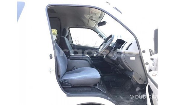 Dieundeu Imported Toyota Hiace White Auto in Import - Dubai in Dakar Dieundeu Imported Toyota Hiace White Auto in Import - Dubai in Dakar