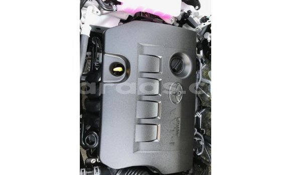 Acheter Import Voiture Toyota 4Runner Blanc à Import - Dubai, Dakar Acheter Import Voiture Toyota 4Runner Blanc à Import - Dubai, Dakar