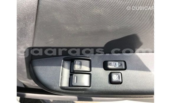 Acheter Import Voiture Toyota Hiace Blanc à Import - Dubai, Dakar Acheter Import Voiture Toyota Hiace Blanc à Import - Dubai, Dakar