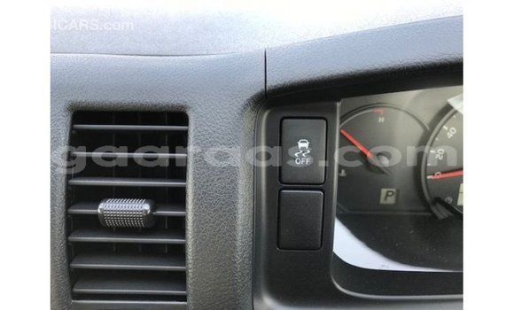 Acheter Import Voiture Toyota Hiace Blanc à Import - Dubai, Dakar Acheter Import Voiture Toyota Hiace Blanc à Import - Dubai, Dakar