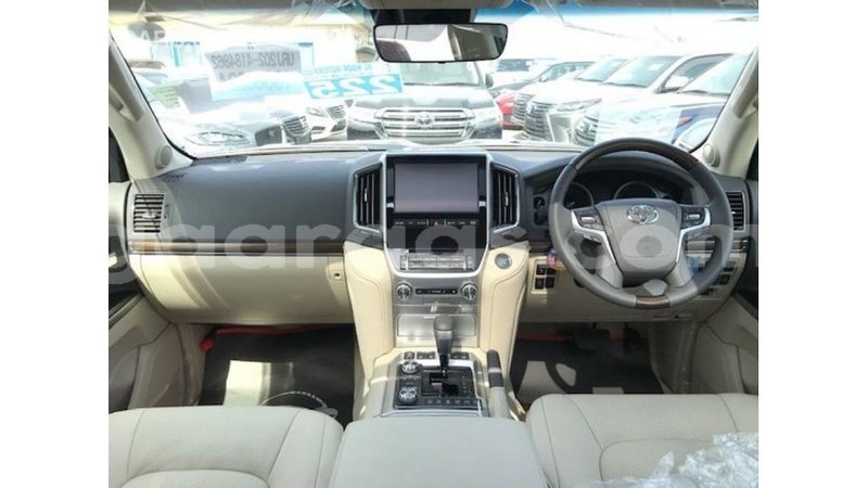 Big with watermark toyota land cruiser dakar import dubai 4806