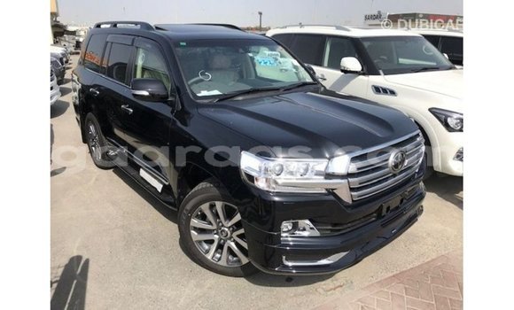 Acheter Import Voiture Toyota Land Cruiser Noir à Import - Dubai, Dakar Acheter Import Voiture Toyota Land Cruiser Noir à Import - Dubai, Dakar