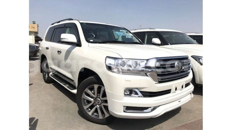 Big with watermark toyota land cruiser dakar import dubai 4807