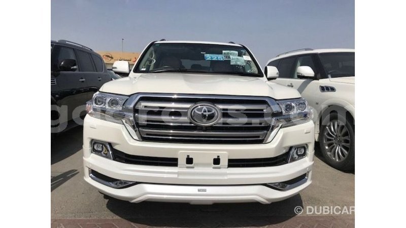 Big with watermark toyota land cruiser dakar import dubai 4807