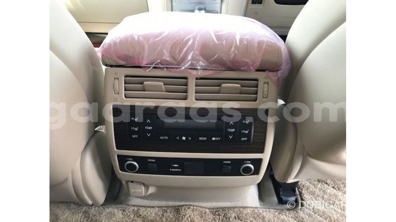 Big with watermark toyota land cruiser dakar import dubai 4807