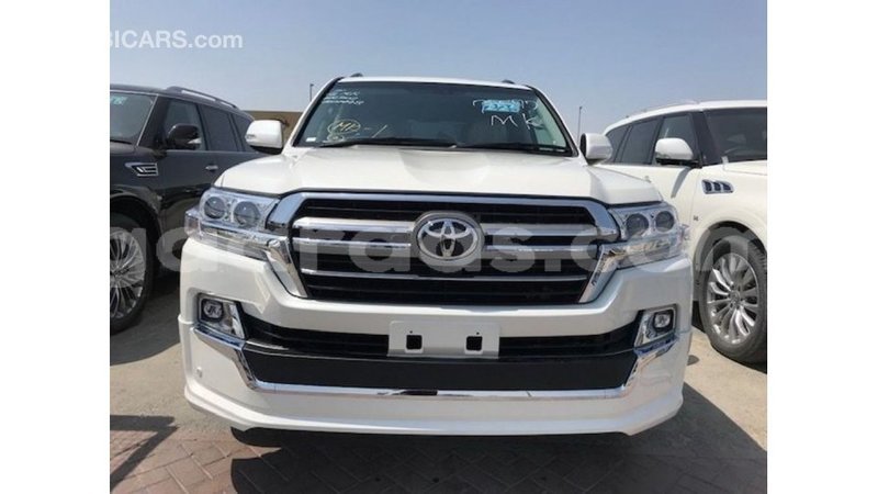 Big with watermark toyota land cruiser dakar import dubai 4811